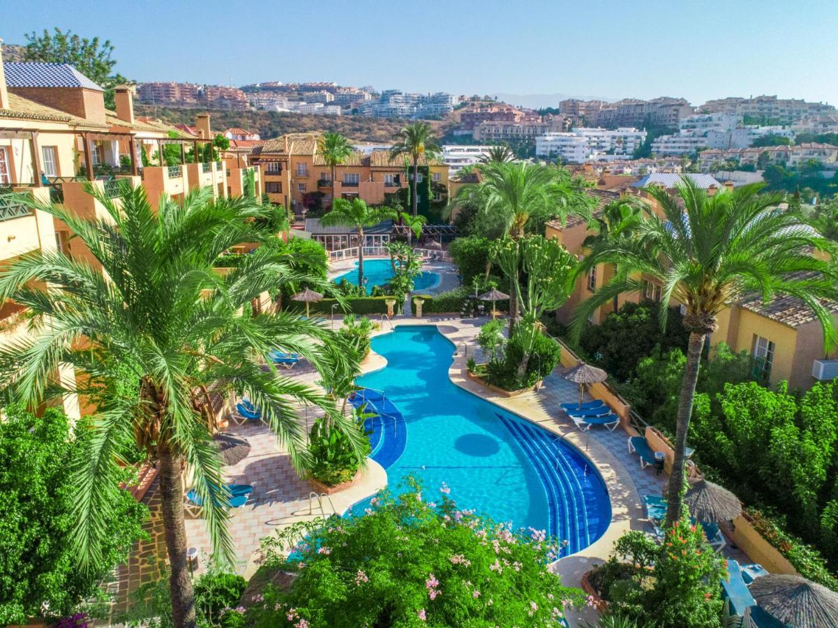 ミハス2 Habs Buena Terraza Con Bbq - Wifi, Piscinaアパートメント エクステリア 写真